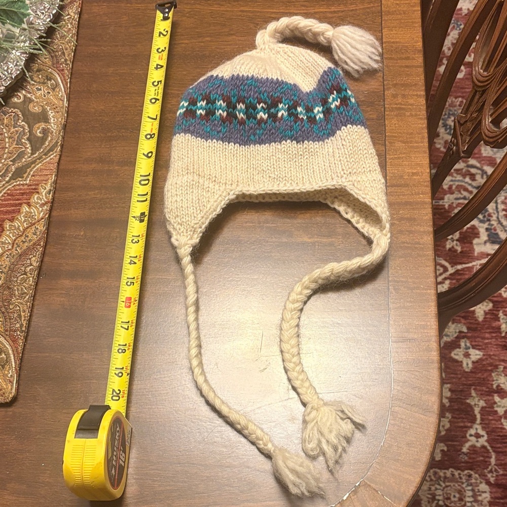 Cozy vintage wool Knit Hat with Ear Flaps - Cream and Blue